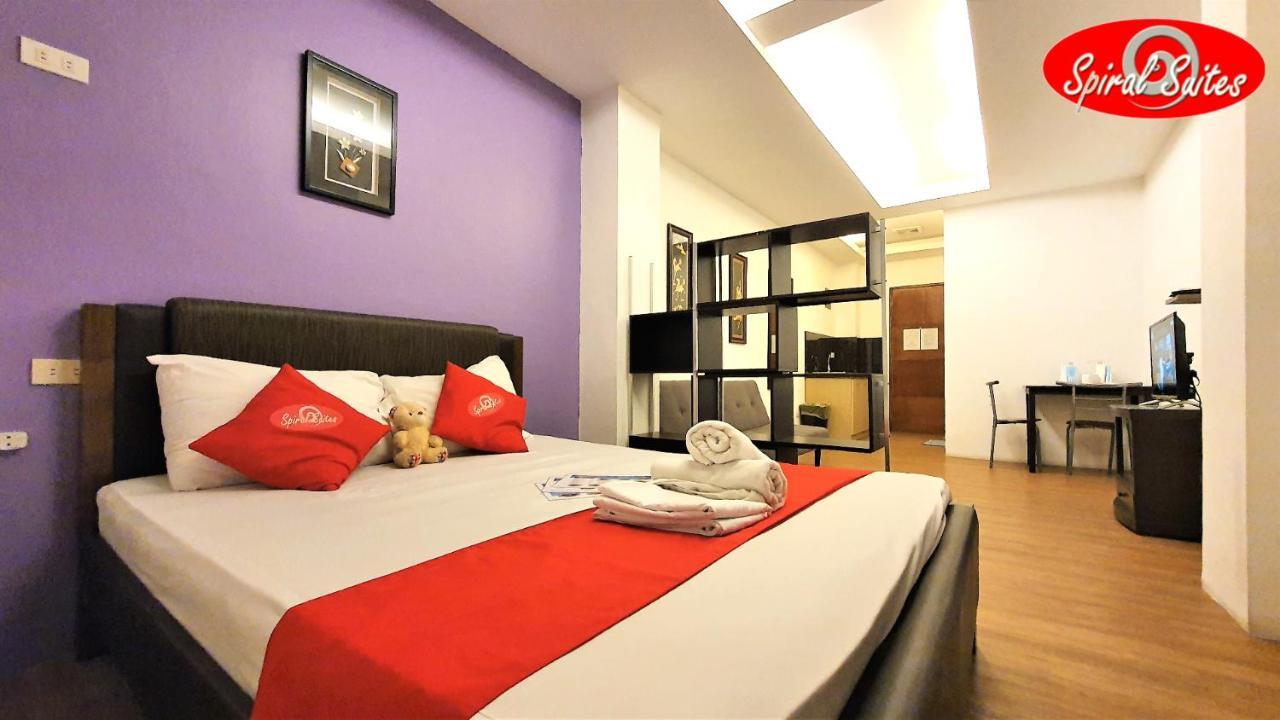 Spiral Suites Hotel Quezon City Exterior photo
