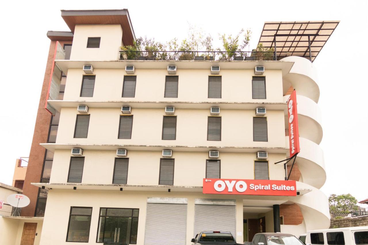 Spiral Suites Hotel Quezon City Exterior photo